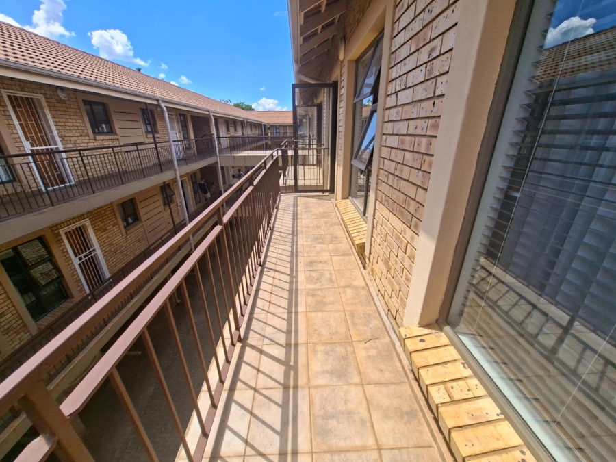 2 Bedroom Property for Sale in Bult South North West